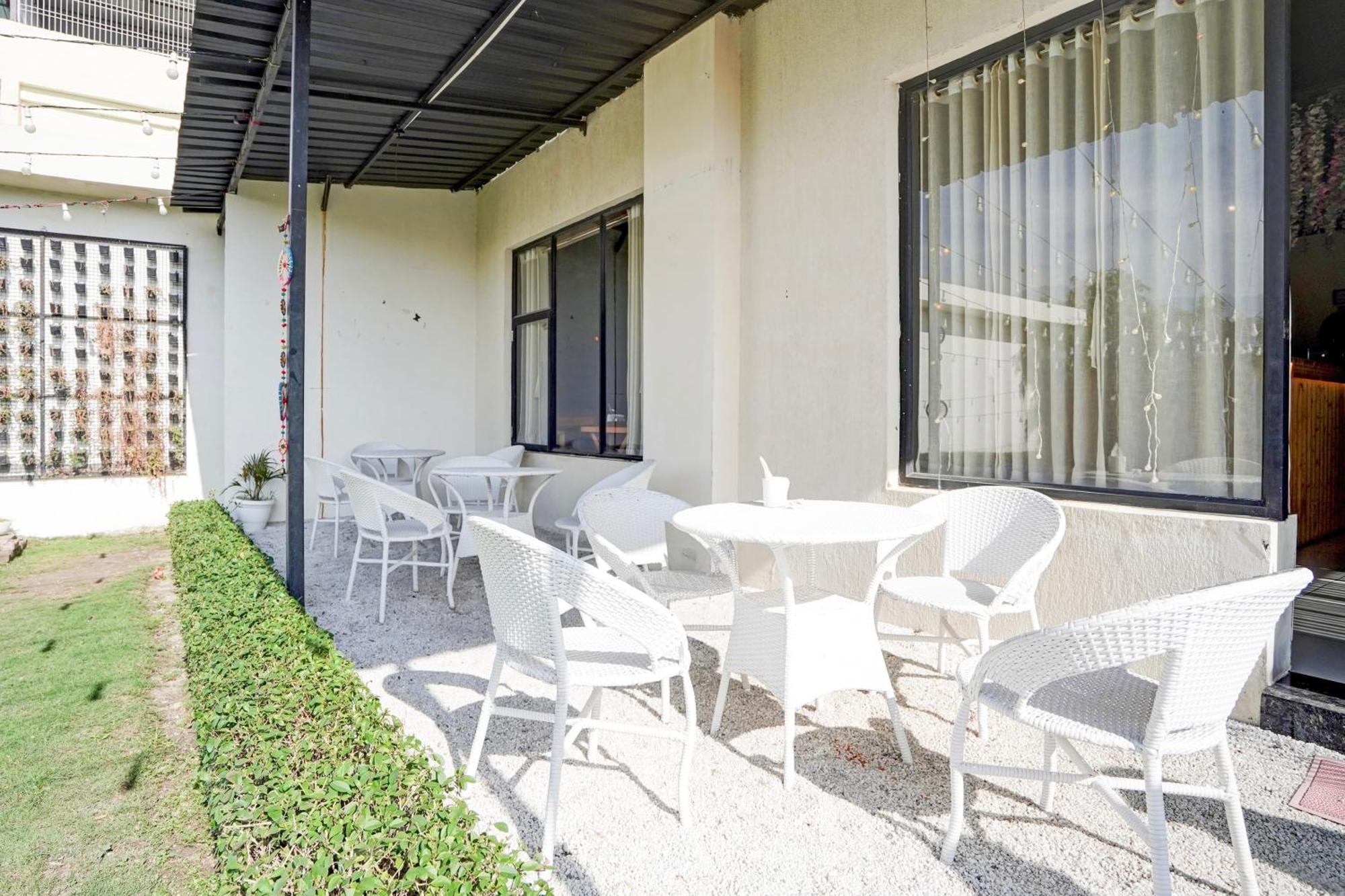 Hotel Collection O Golapar Haldwani Kāthgodām Esterno foto